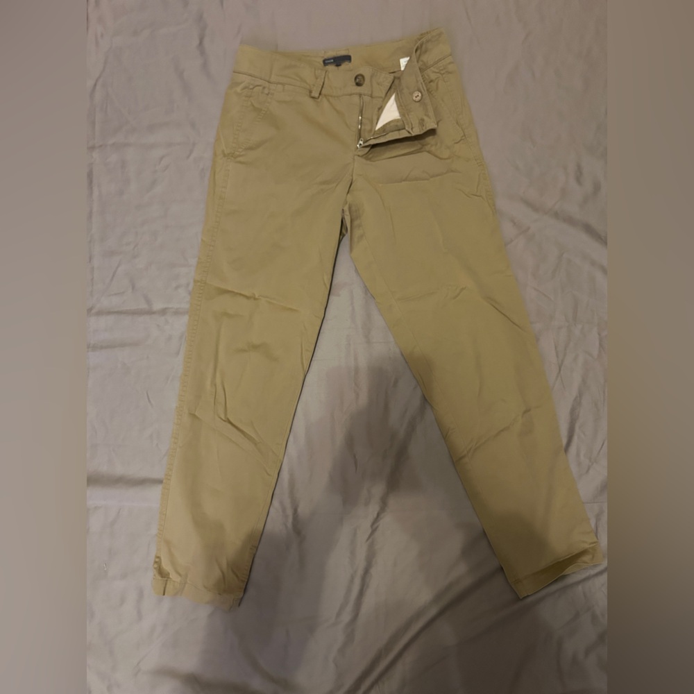 Vince Khaki Trousers tan colored straight pants Size 4